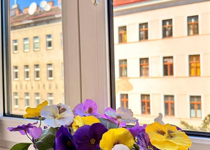 City&more-11! Schickes Mit Altbauflair! *
